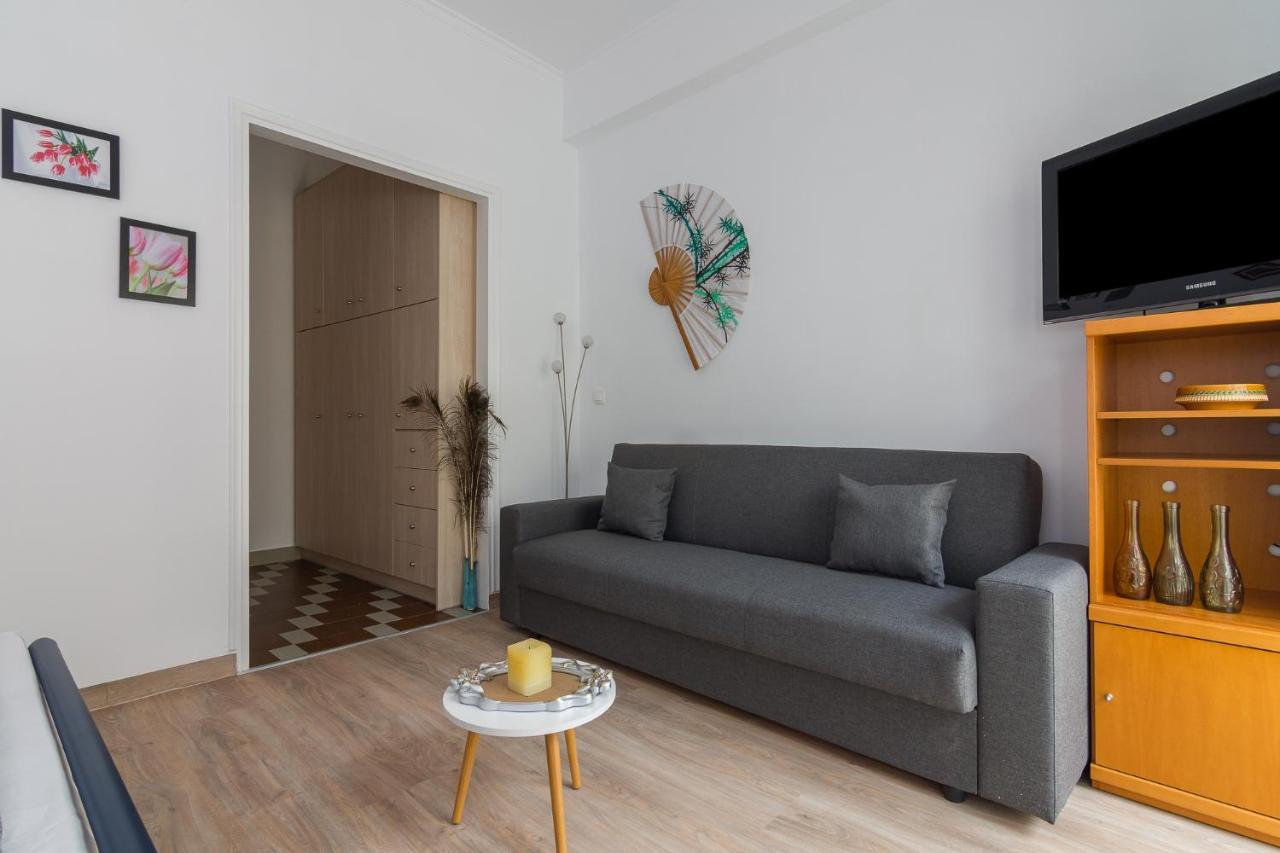 Nice Studio In Pagkrati 아테네 외부 사진